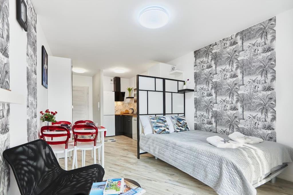Golden Hour Apartments- Plac Slowianski 36 シフィノウイシチェ エクステリア 写真