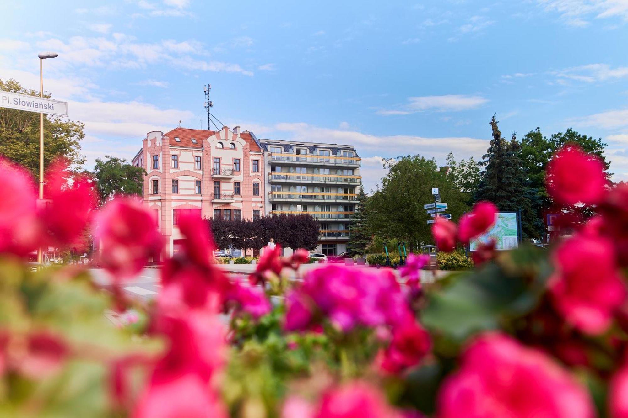 Golden Hour Apartments- Plac Slowianski 36 シフィノウイシチェ エクステリア 写真
